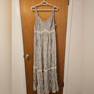 Torrid Sz 0 Crochet Detail Maxi Dress